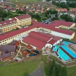 Exclusive Lipno Wellness & 4*